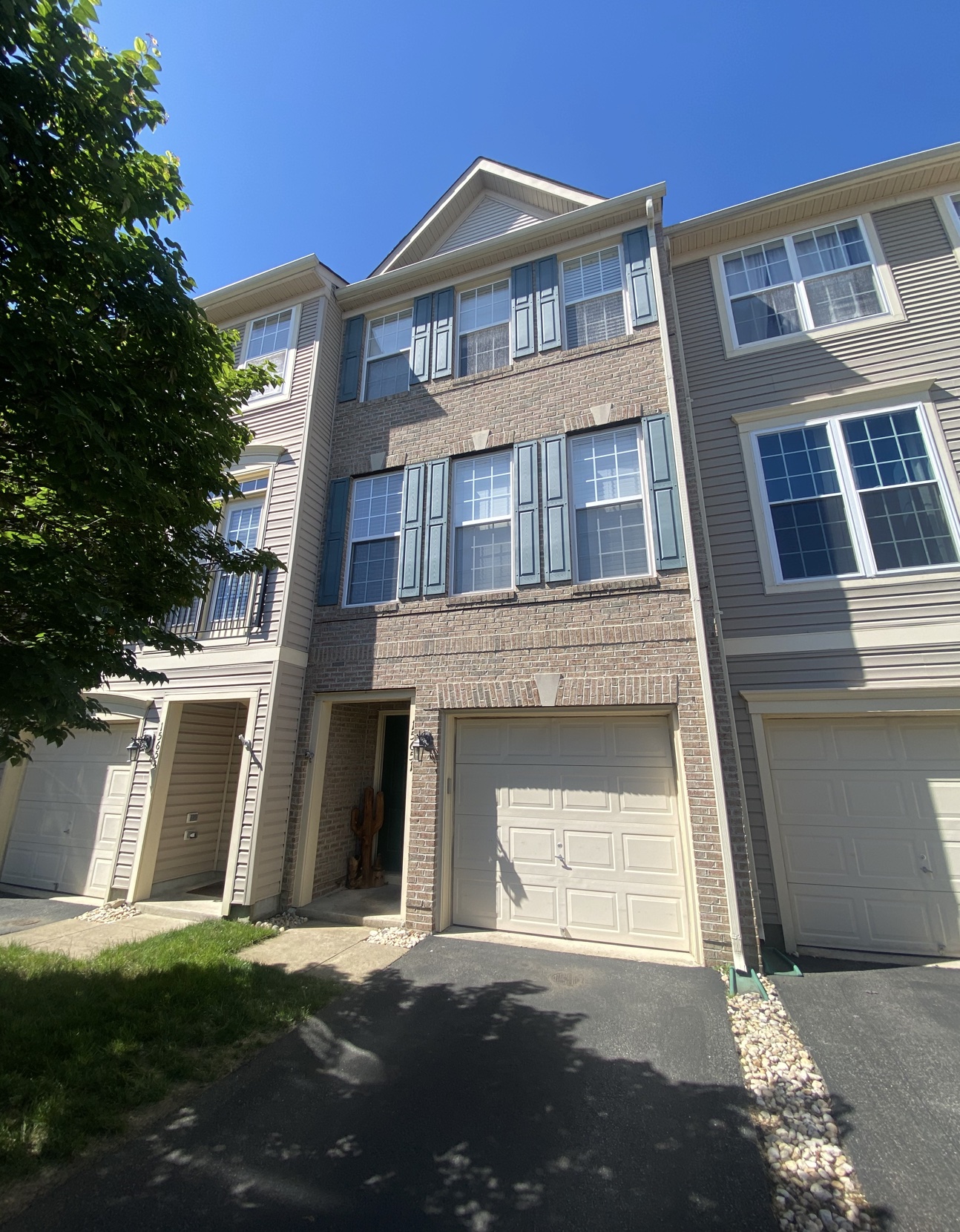 15651 John Diskin Circle - 1