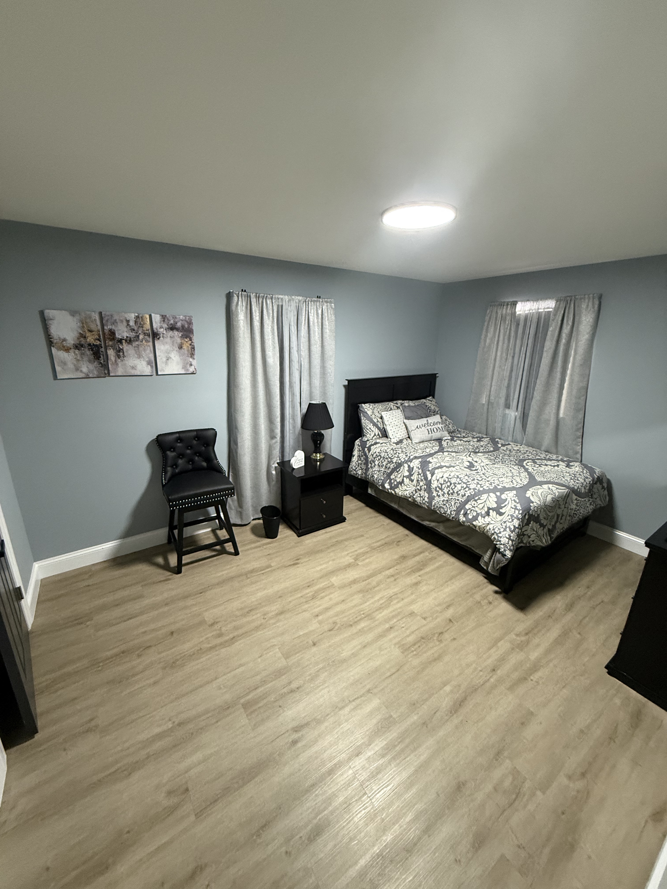 7022 Highbridge Road - 1 Top Floor